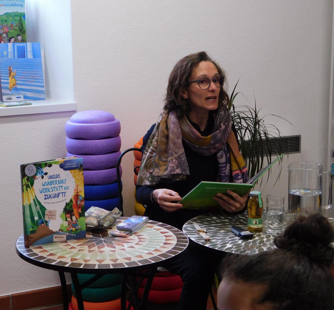 Lesung von Melanie Laibl in Imst (c) Hanna Stolze Stadtbücherei Imst